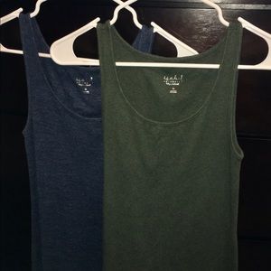 Maternity tank tops (2)